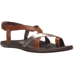 Olukai Upena sandal brown and gold